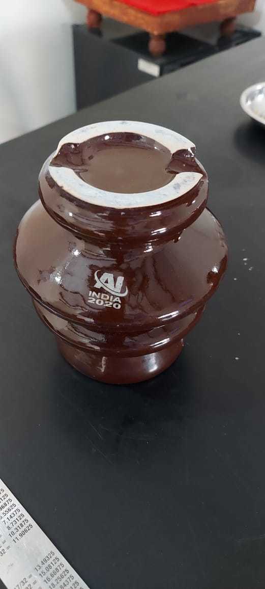 Pin Insulator - Porcelain Material, 11/22/33 Kv Rated Voltage, Brown Color | Ideal For Transformers, Antennas, Power Distribution Systems
