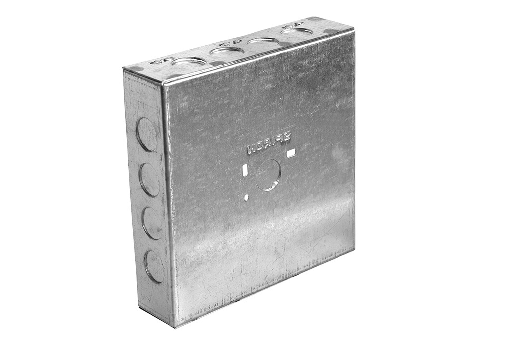 18 Module Gi Electrical Modular Box Accuracy: 100 %