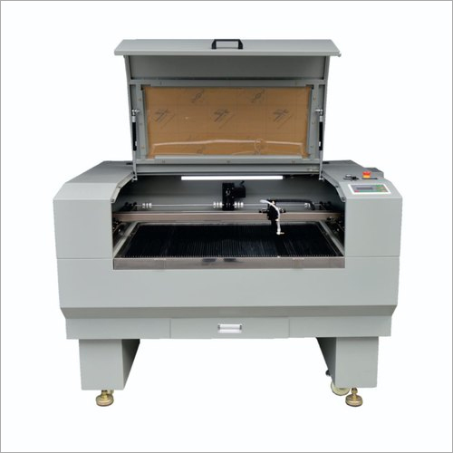 Non Metal Co2 Laser Cutting Machine Cutting Speed: 2000 Mm/s
