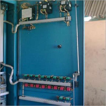 PLC आधारित नियंत्रण पैनल