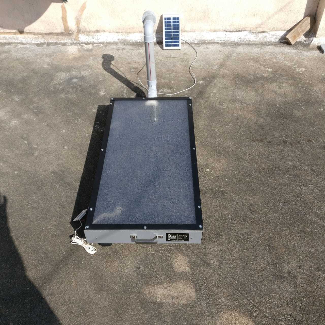 Black 2.5 Kg Capacity Solar Baby Dryer