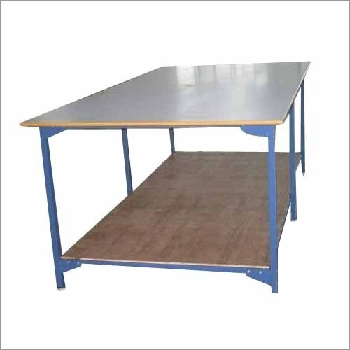 Industrial Cutting Table - Mild Steel, Effortless Installation, Rugged Build, Centrally Placed Lighting