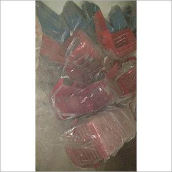 रेड ट्रैक्टर बोनट महिंद्रा