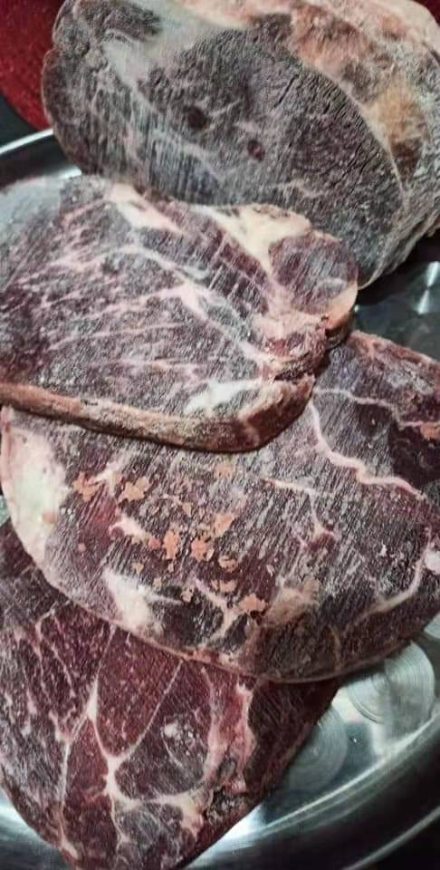 Full Automatic Bone Saw Ribs Frozen Beef Cutting Machine Dimension(l*w*h): 1350*2170*1700 Millimeter (Mm)