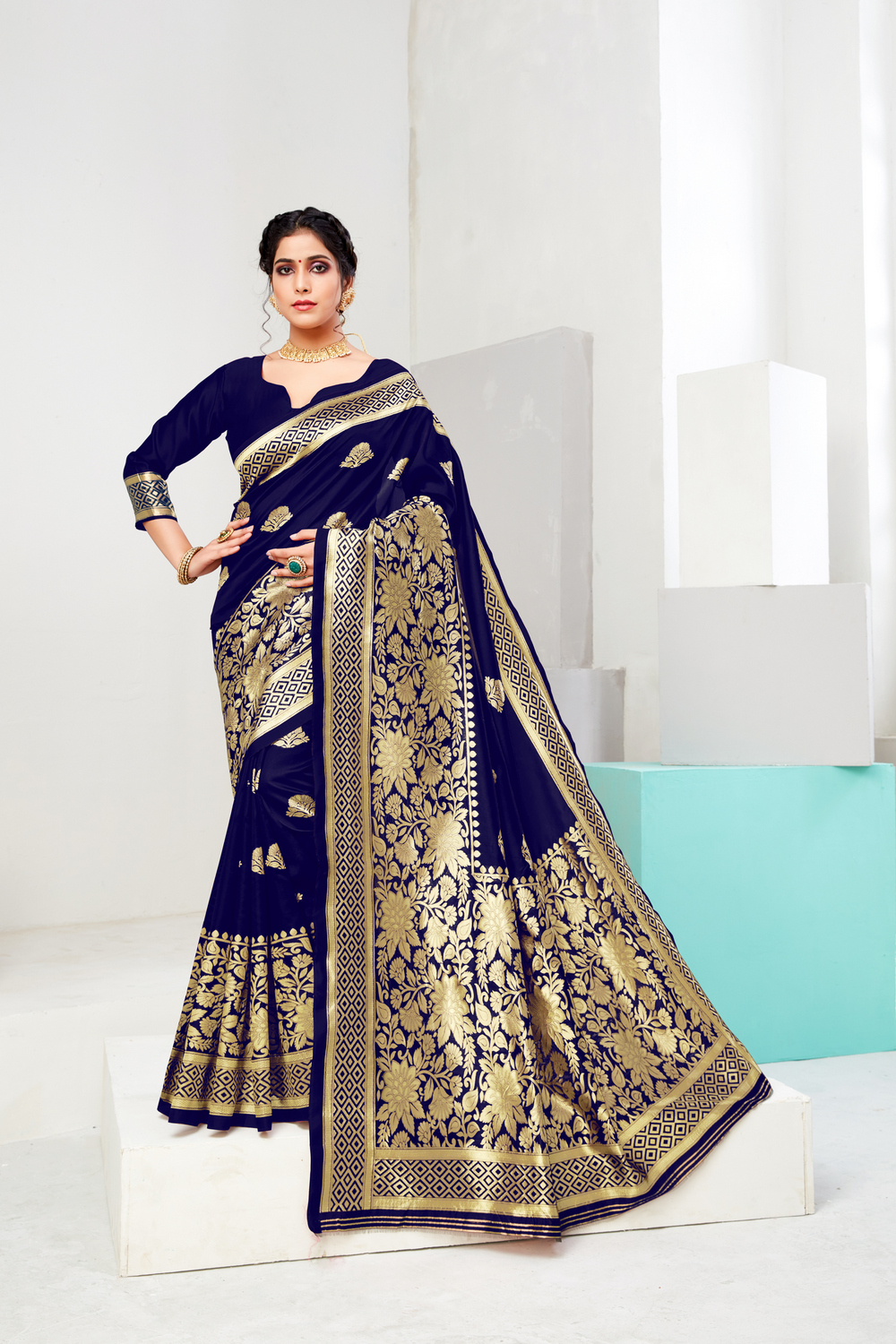 Lichi Cotton Saree - 5.40 Meter Length & 0.80 Meter Blouse , Multi-color Jacquard Print For Party Wear Across All Seasons