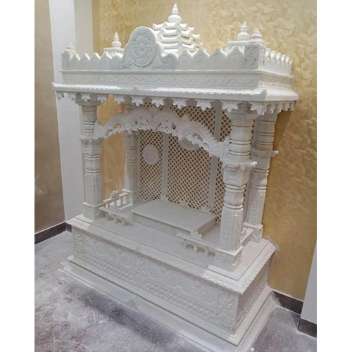 सफेद संगमरमर का घर मंदिर