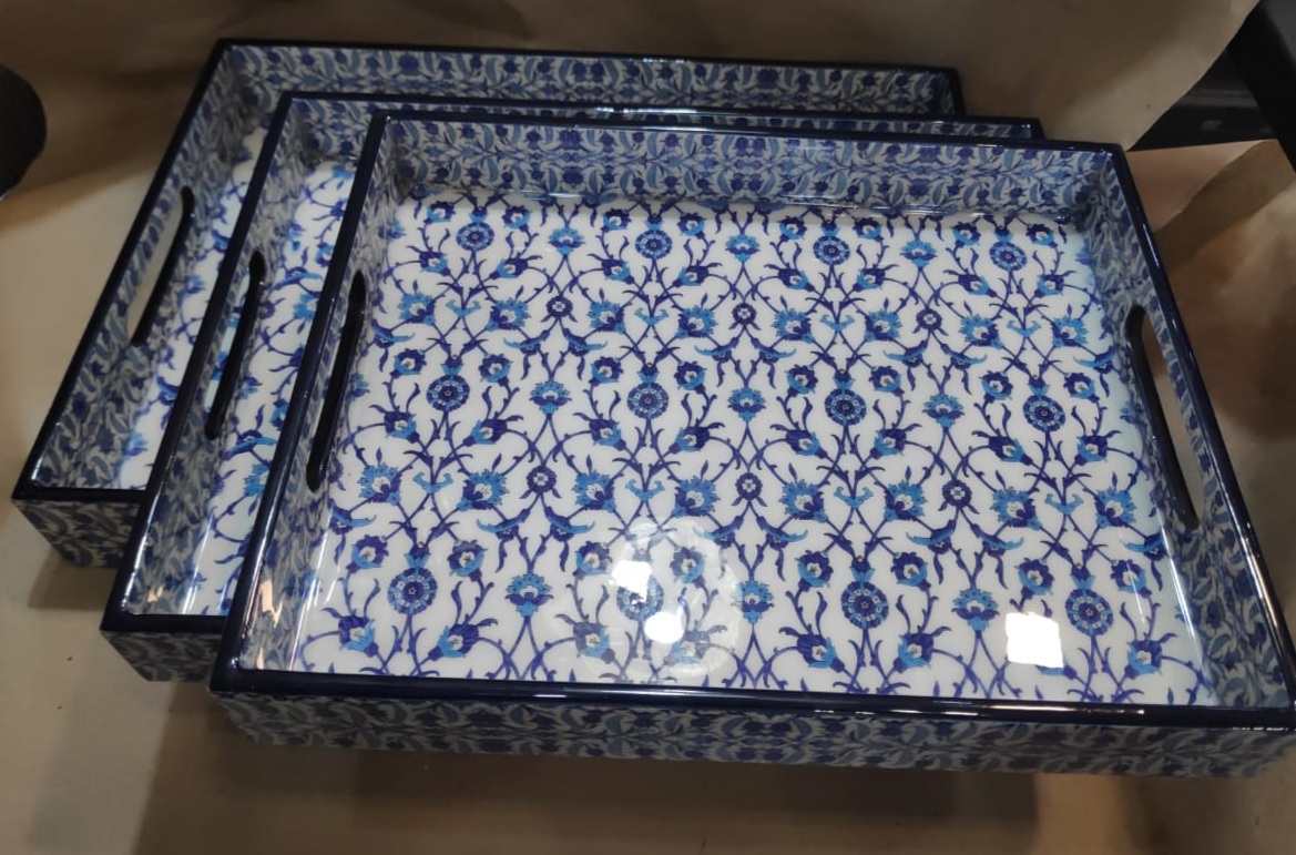 Enamel Tray - Wooden, Set Of Various Sizes, Vibrant Colors | Lightweight, Easy To Serve, Perfect For Any Occasion
