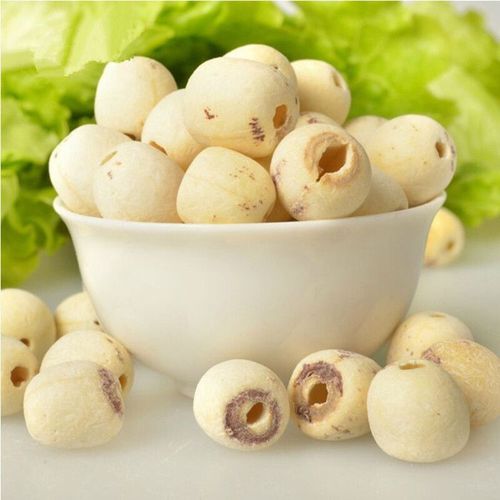 सूखे कमल के बीज