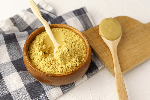 मिनरल रिफ्रैक्टरीज ब्राज़ीलियाई येलो क्ले पाउडर