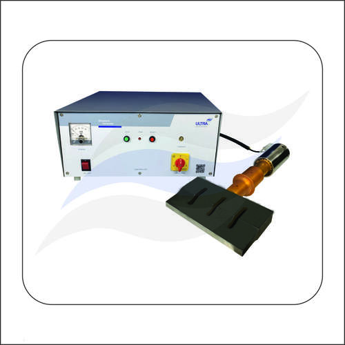 अल्ट्रासोनिक जनरेटर