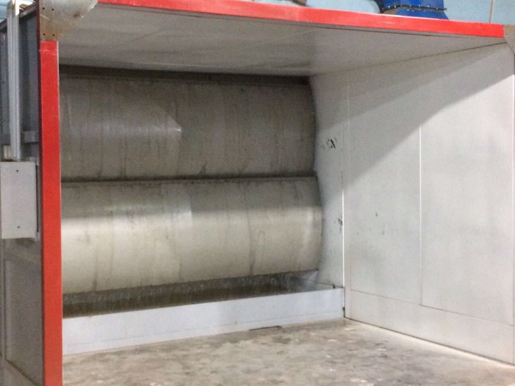 Liquid Paint Spray Booth