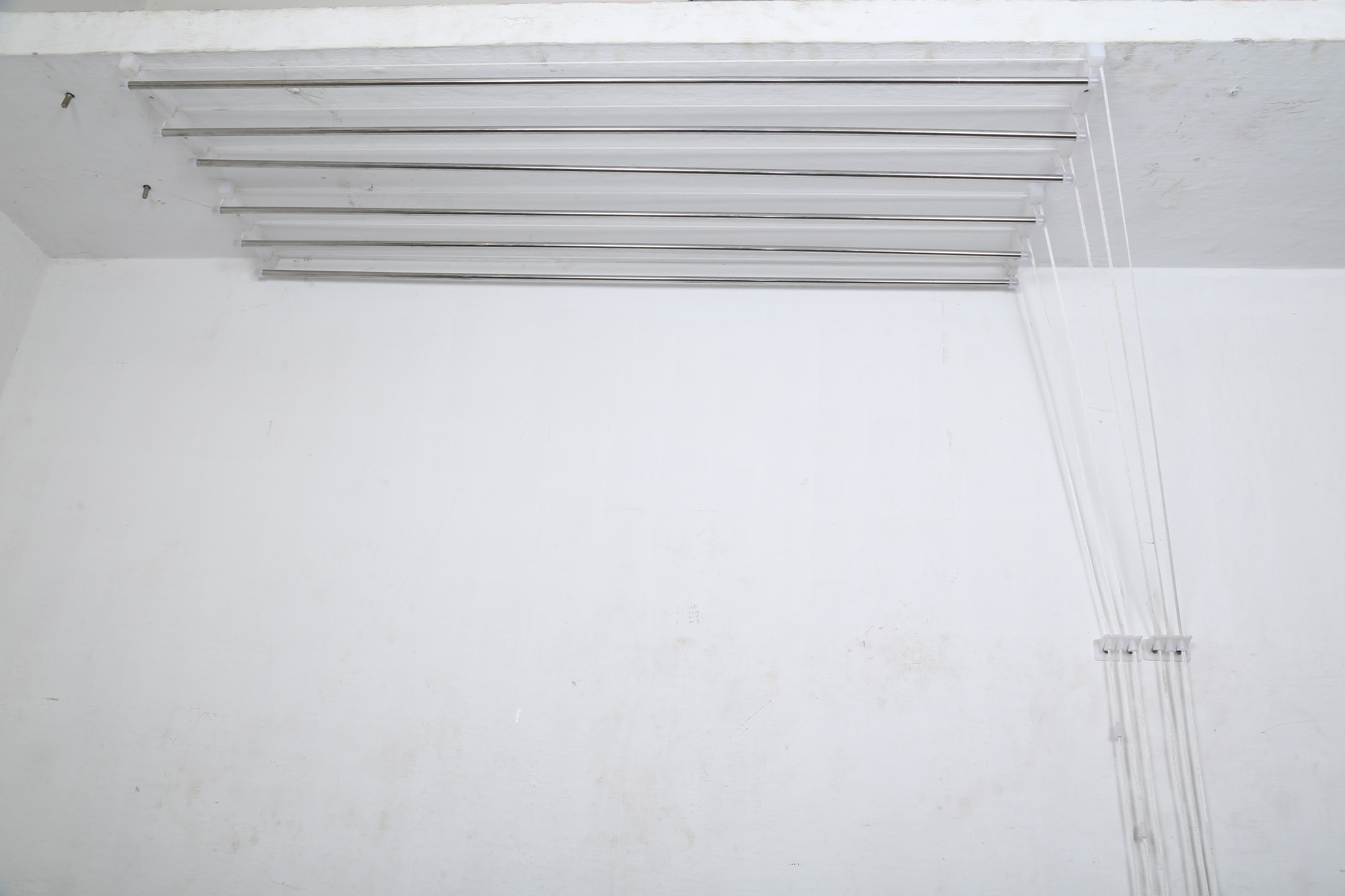 Silver Ceiling Mounting Ss Pulley Hangers In Sowripalaiyam
