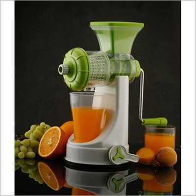 Deluxe Fruit Juicer (Plastic Jali) Capacity: 400 Kg/Hr