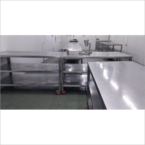 SS Table - Premium Quality Stainless Steel, Adjustable Height and Versatile Positioning for Medical Applications