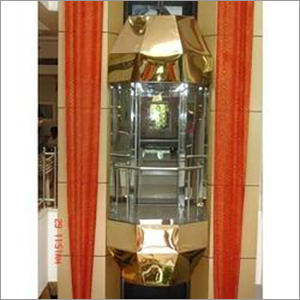 आयरन कैप्सूल पैसेंजर लिफ्ट