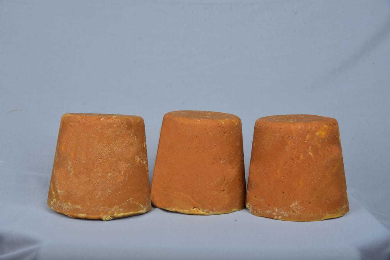 Fresh Jaggery - Glutinous Brown Sweet Delight | 1 Year Shelf Life, Naturally Derived