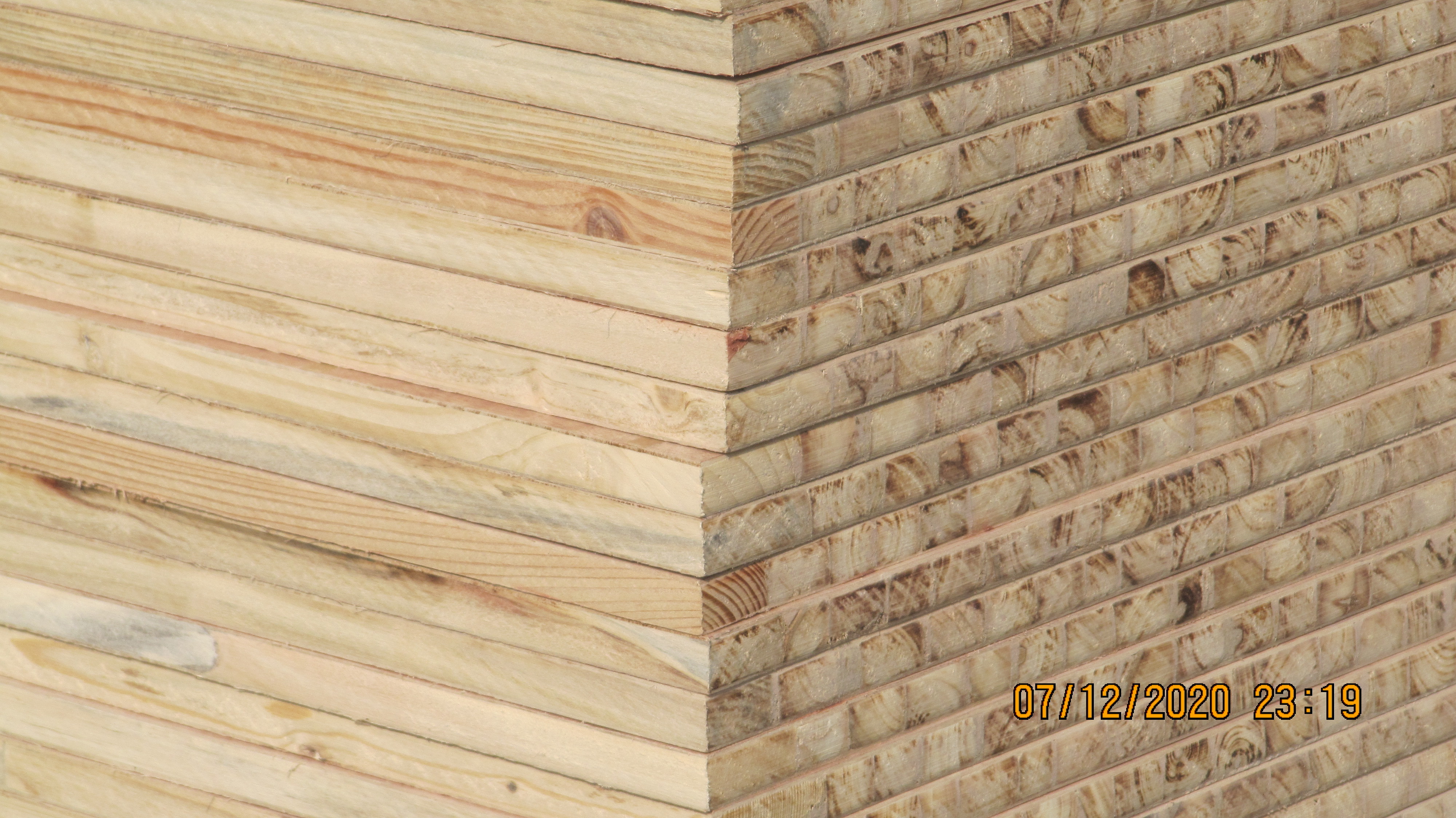 Poplar Block Board Grade: First Class