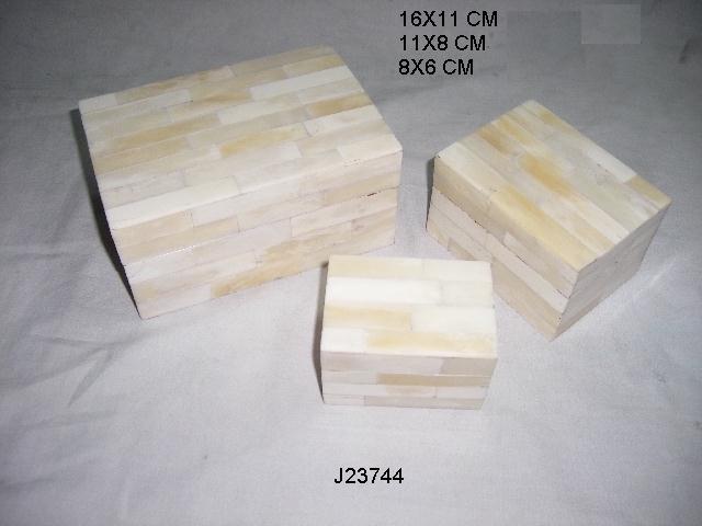 Handmade Bone And Horn Inlay Box Black & White Color