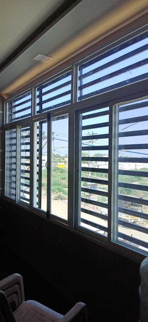 Aluminum Windows - Color: Sliver