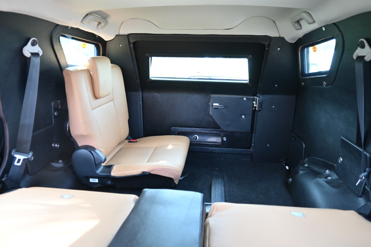 Bullet Proof Car - Steel & Composites, 4795 X 1855 X 1835 Mm, 2500 Kg, 2.8l Diesel Engine | B6 Protection Level, Suv For Executive Protection & High-risk Transport