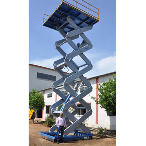 हाई राइज कैंची लिफ्ट