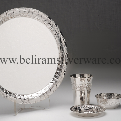 Unique Modern Border Silver Plates Set