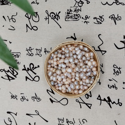 मीठे पानी के पर्ल बीड्स पाउडर