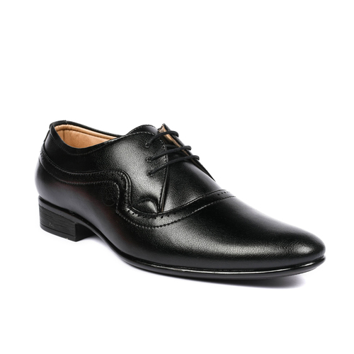 काले प्रीमियम स्लिप-ऑन शूज़