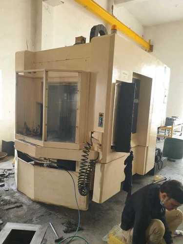 Automatic Used Makino S33 Apc Vertical Machining Center 2005 Model