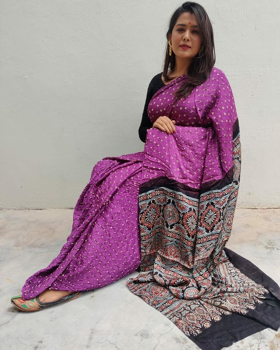 Mvf Saree Mariya Queen Bandhani Saree - Multi Color, Traditional Style For All Seasons | Bollywood Inspired Fashion Statement