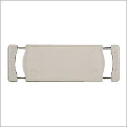 बेड टेबल के ऊपर