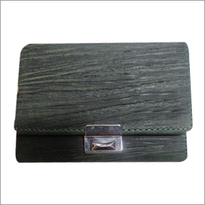Ladies Wallet - Leather, 4.5 x 3.5 x 1 Inches, Green | Snap Closure, 6 Pockets, Lightweight Design