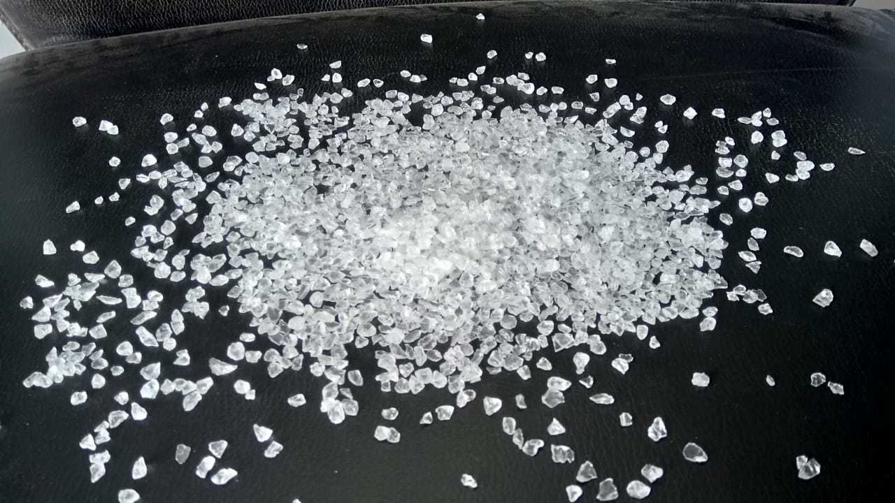 Recycled Mix Color Crushed Glass Stone Beats And Chips Supplier In India Cut-to-size
