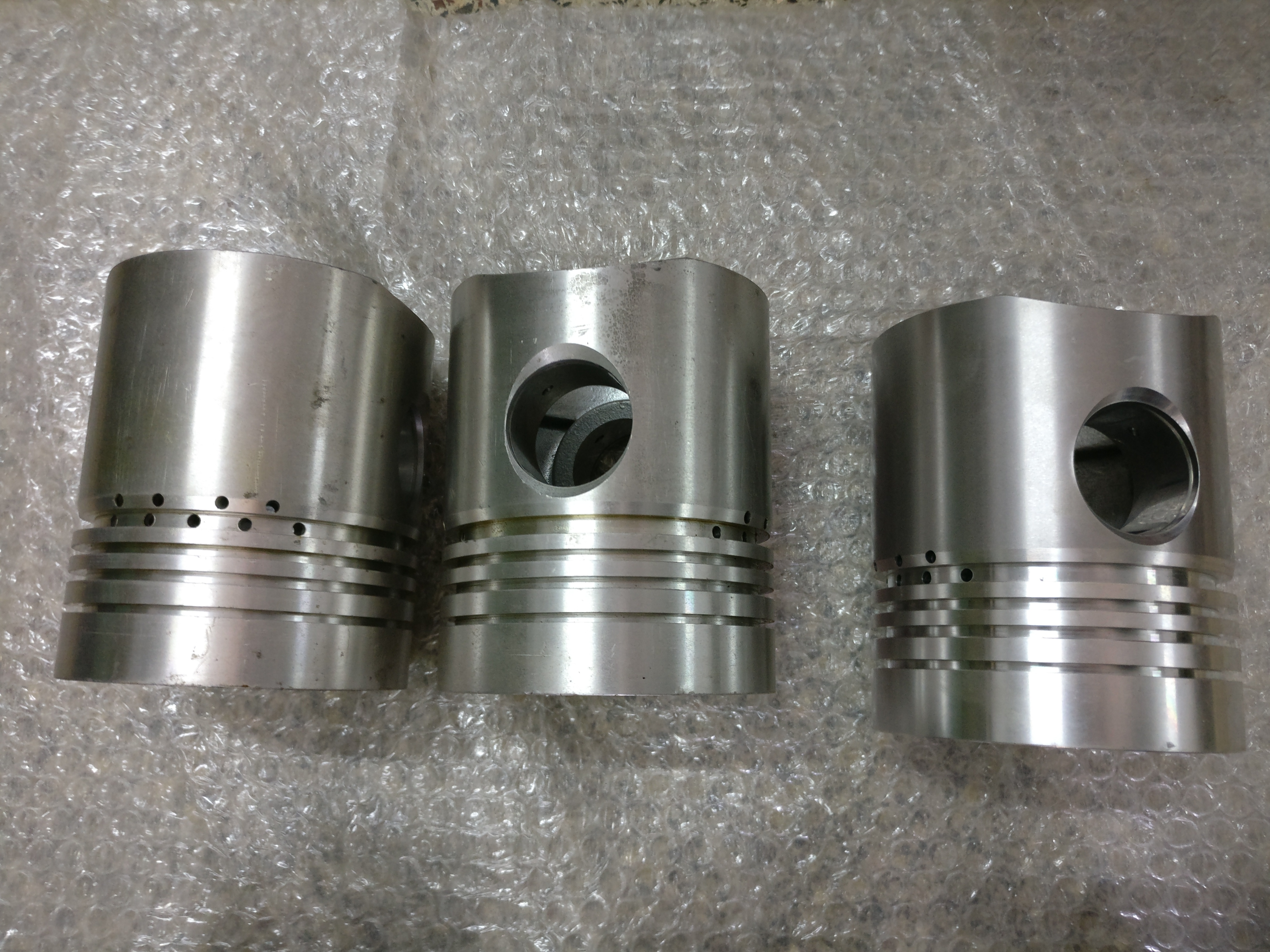 Piston For Sabb Engine