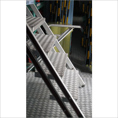 Aluminium Self Supporting Ladders