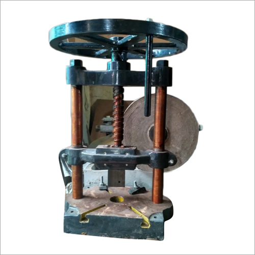 Manual Press Paper Plate Machine