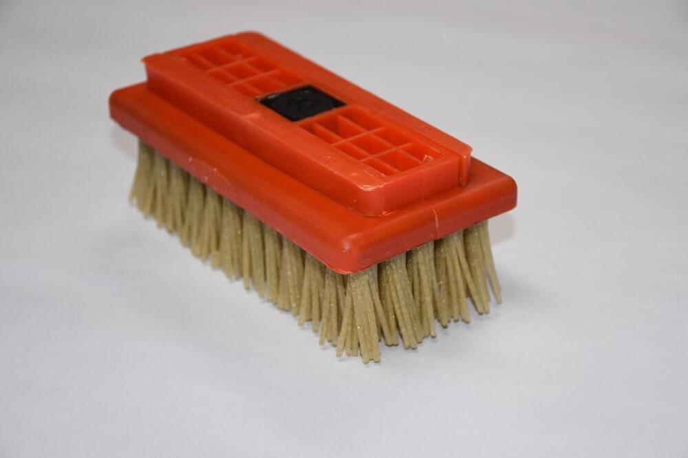 व्हाइट एंड ब्राउन रेजिन बॉन्ड डायमंड एब्रेसिव