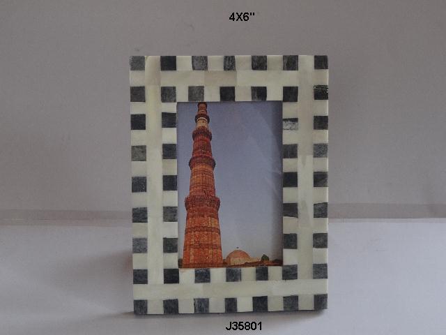 White And Brown Bone Inlay Photo Frame With Cut Work