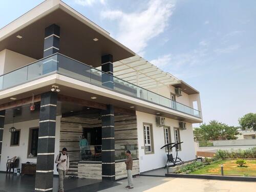 सिल्वर ग्लास रेलिंग सिस्टम