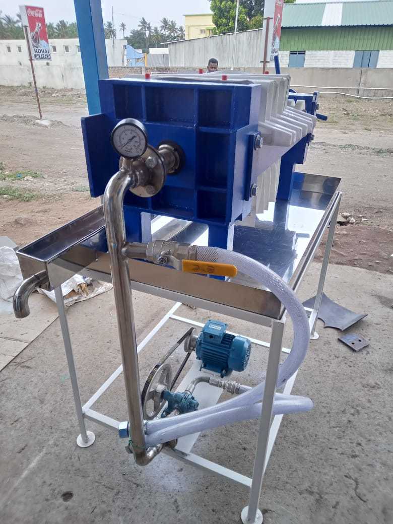 Oil Filter Press - Color: Blue