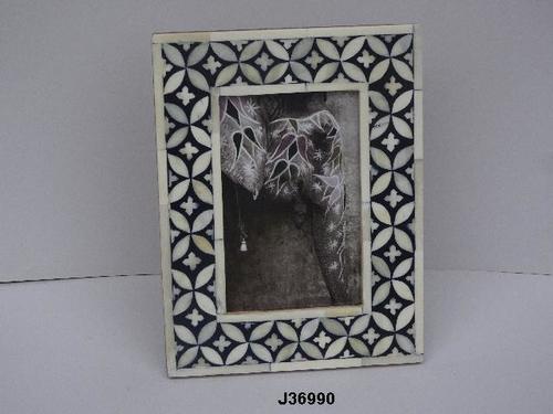 लीफ वर्क के साथ ब्लू कलर बोन इनले फोटो फ्रेम