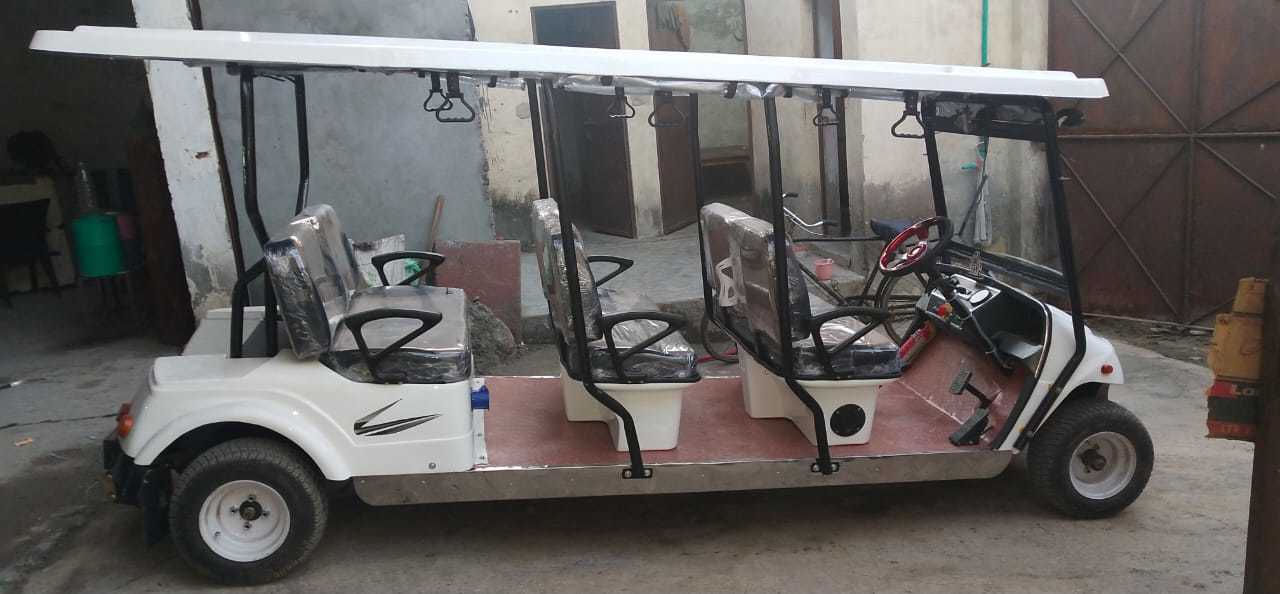 Golf Cart - Size: Standard