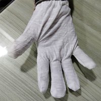 https://cpimg.tistatic.com/6638056/s/4/hosiery-banyan-hand-gloves.jpg
