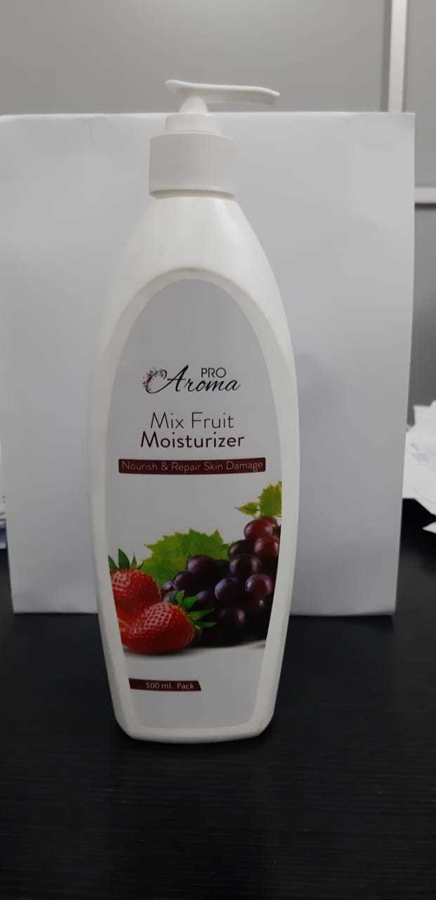 Moisturizer Cream - 100% Herbal, Gentle On Skin, Ivory White | Alcohol-free, Suitable For All Skin Types, Enhances Natural Glow