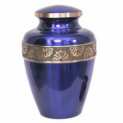 एशेज के लिए नीला और सुनहरा पीतल का एवलॉन कलश