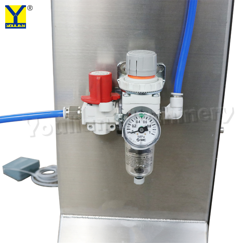 Semi-automatic G2lgd Liquid Filling Machine