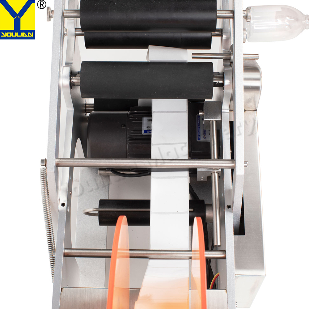 Bottle Sticker Labeling Machine Accuracy: To+/-1 Mm/m