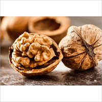 सूखा अखरोट