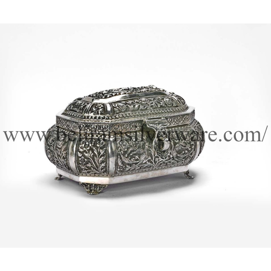 Flowers With Leaf Nakshi Hexagonal Silver Box