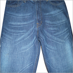 व्हिस्कास स्प्रे एन वॉर्नड लुक